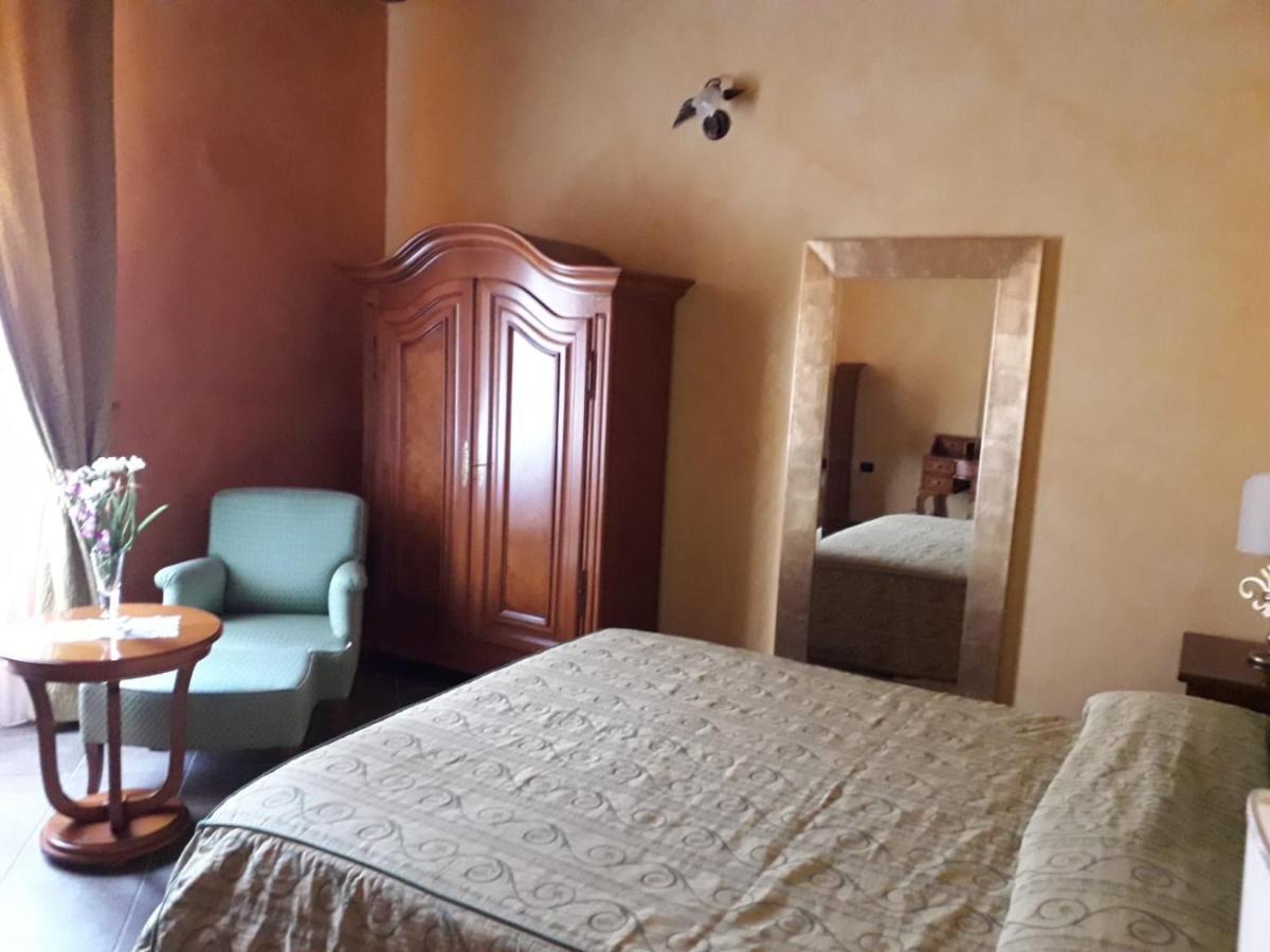 Hotel Palazzo Marzano Briatico Exterior foto