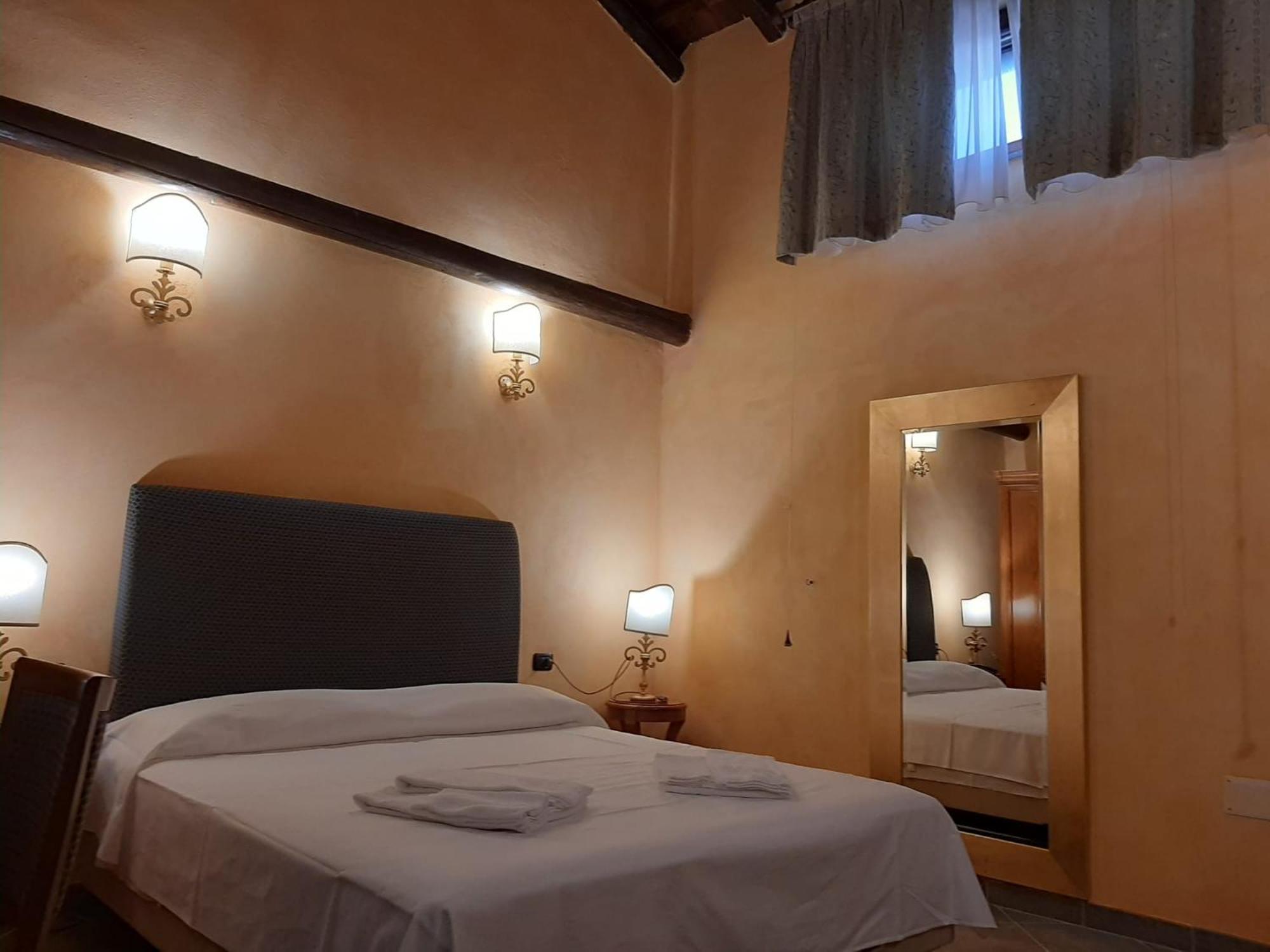 Hotel Palazzo Marzano Briatico Zimmer foto